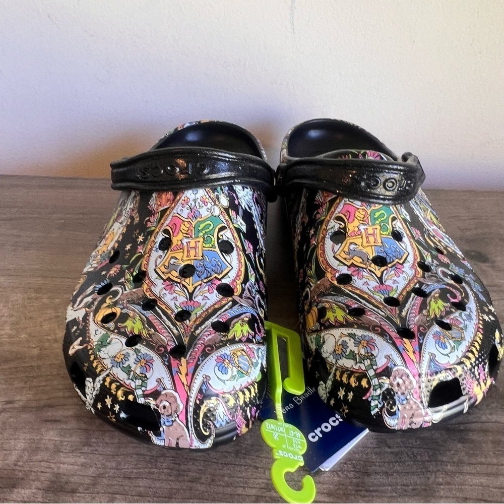 Crocs Harry Potter Vera Bradley Men's Clog NEW - Picture 2 of 7